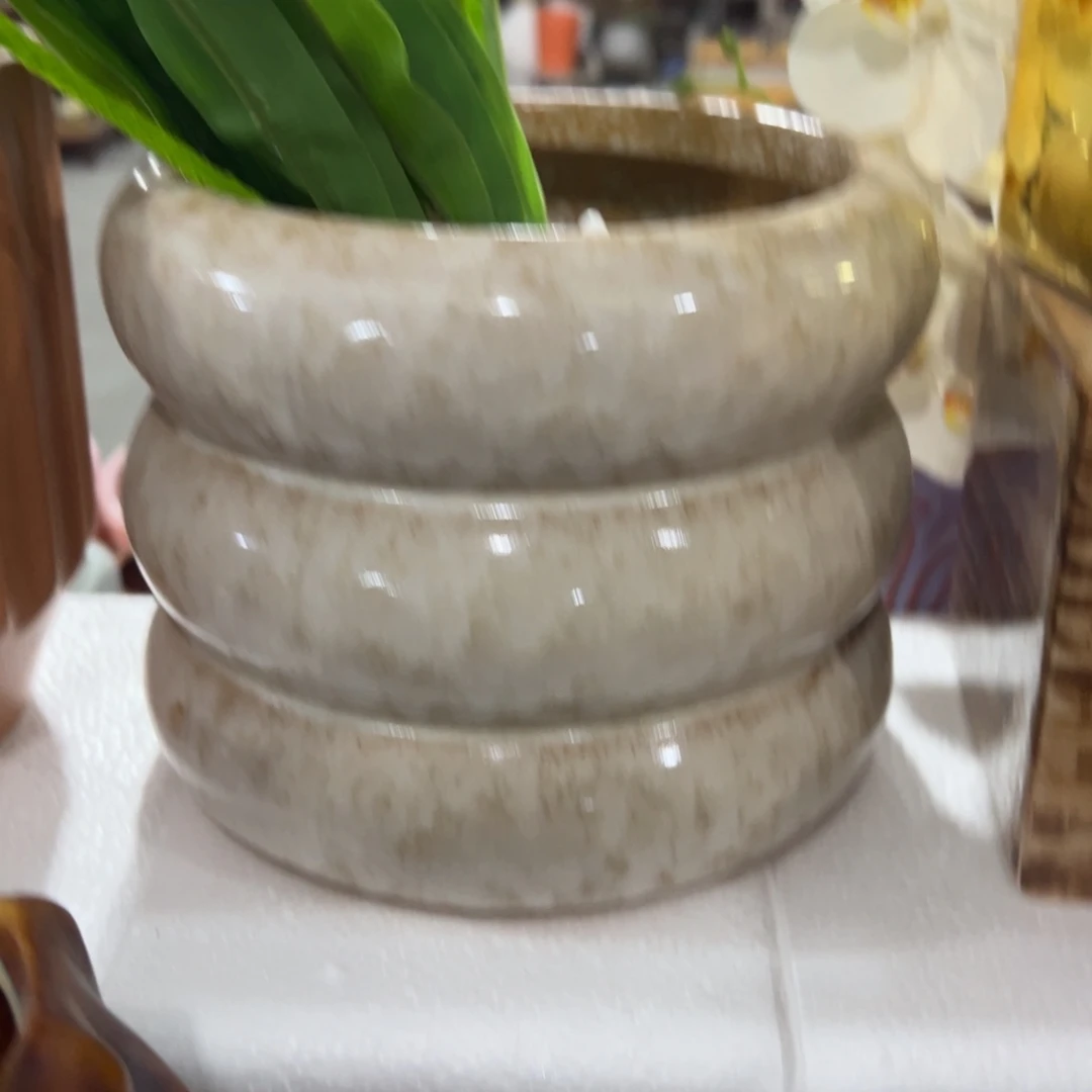 有孔陶瓷花盆，满10米包邮发货