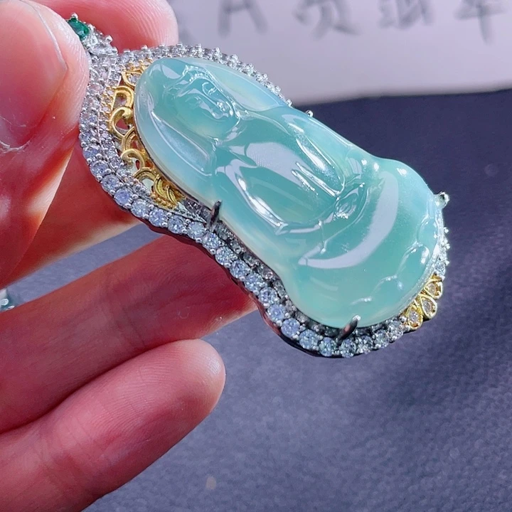 翡翠颈饰未镶嵌999999999