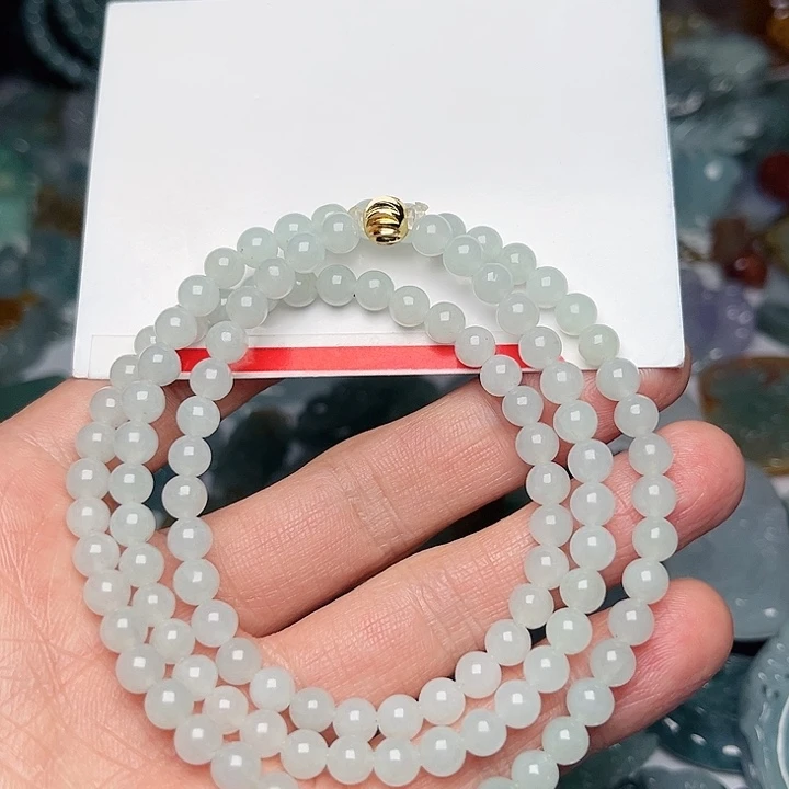 翡翠颈饰未镶嵌珠子