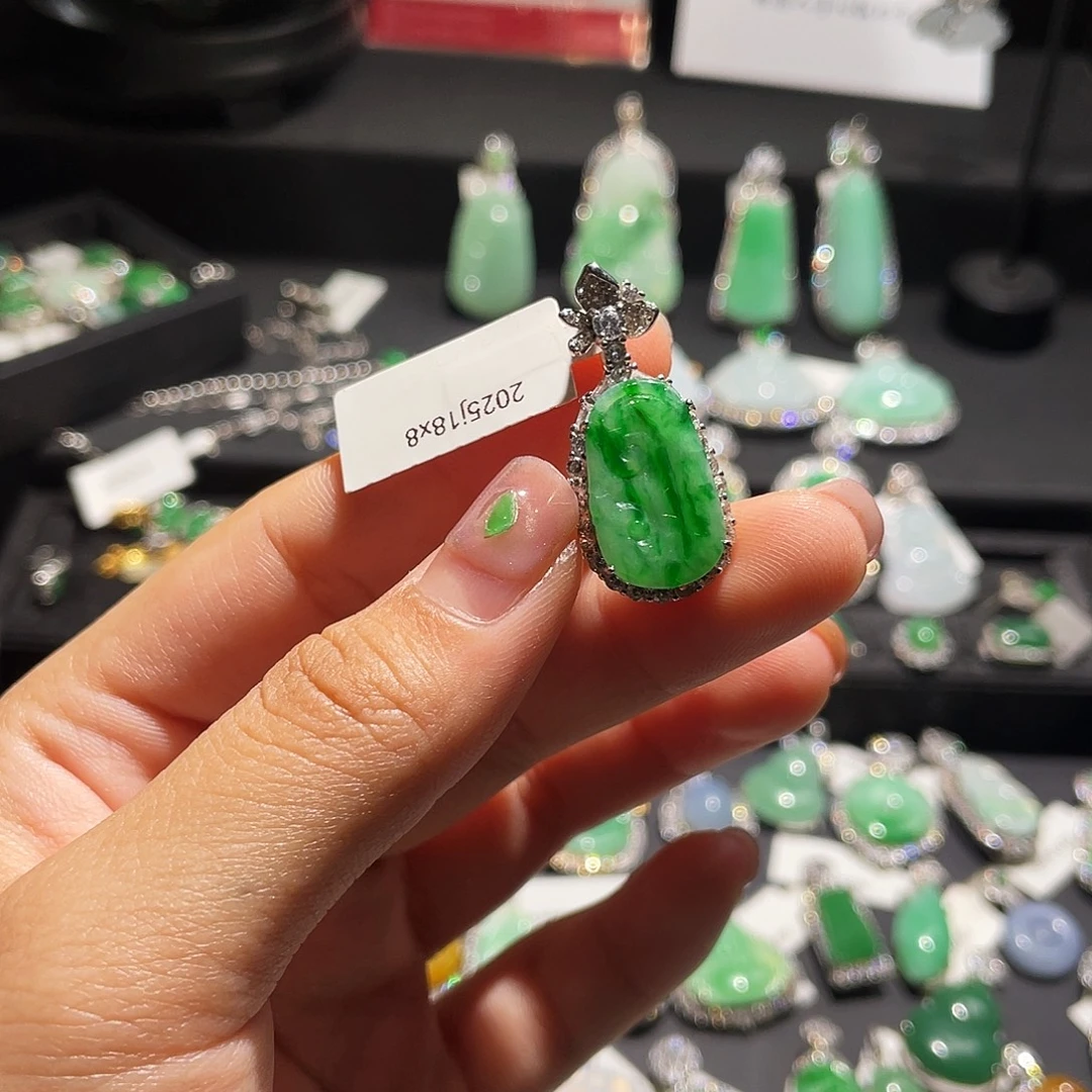 翡翠银S925镶嵌颈饰