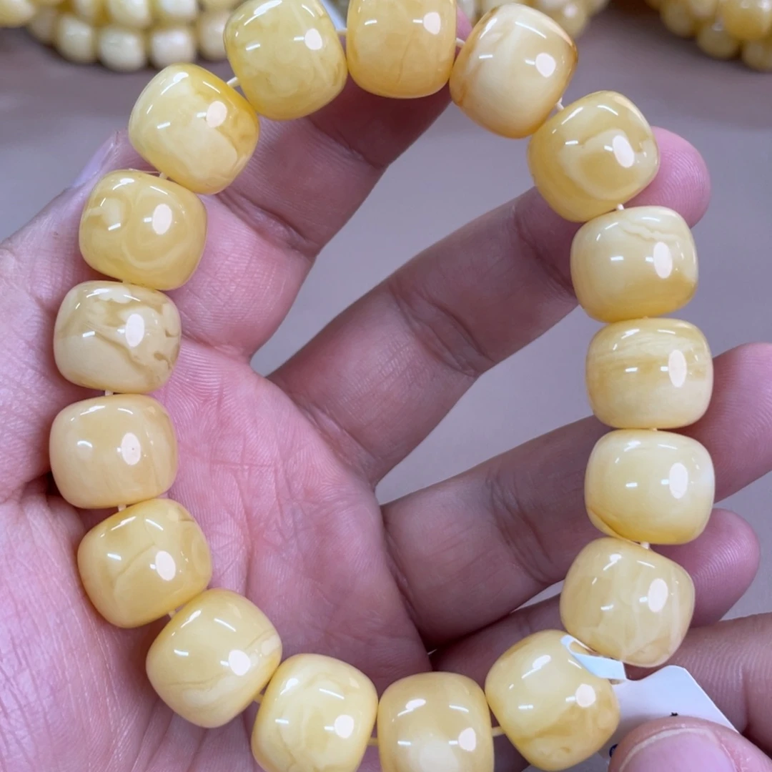 琥珀裸石未镶嵌15500000000