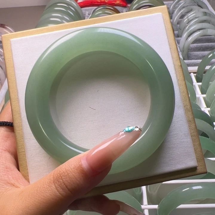 东陵石未镶嵌手镯54.5