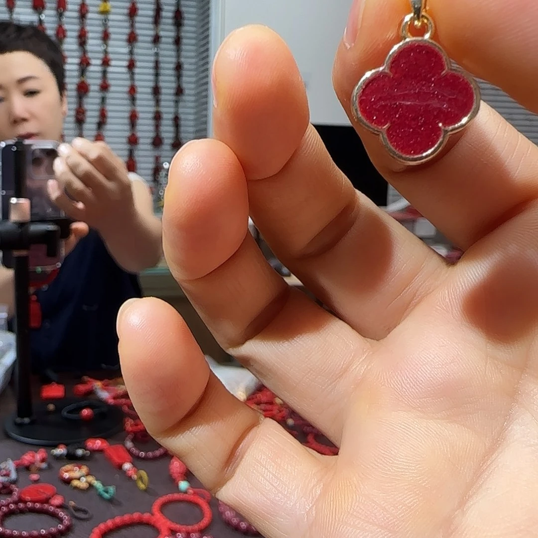 天然辰砂朱砂挂件