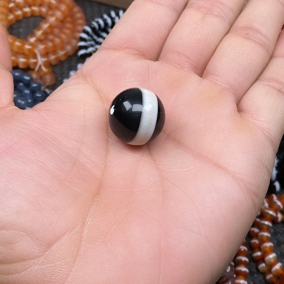 小***r玛瑙/玉髓未镶嵌手链