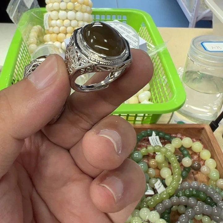 白玉菩提吊坠黄色6453