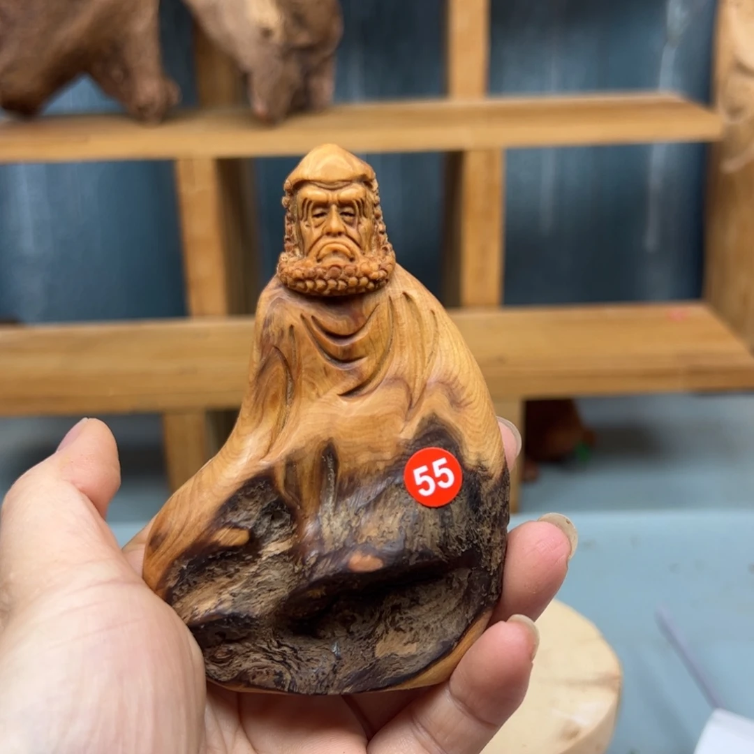 自***人木崖柏木摆件手把件