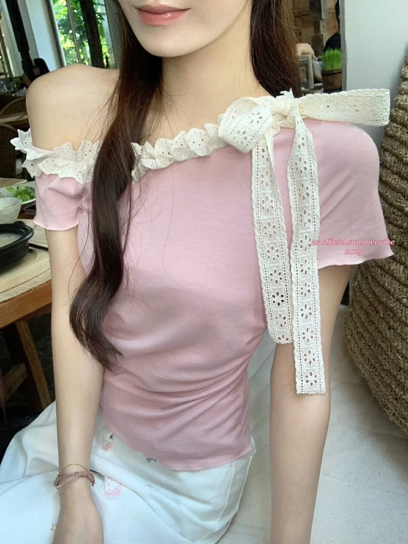 纯欲风小心机露肩蕾丝边蝴蝶结系带收腰修身显瘦T恤