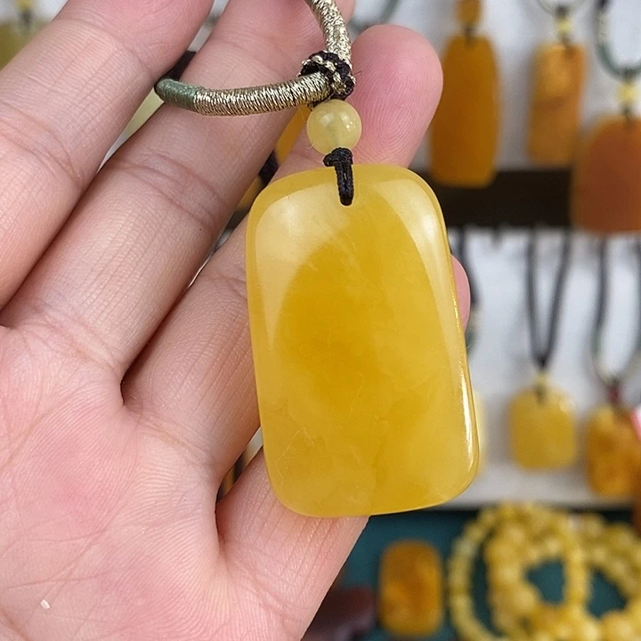 蜜蜡未镶嵌珠宝奇石吊坠