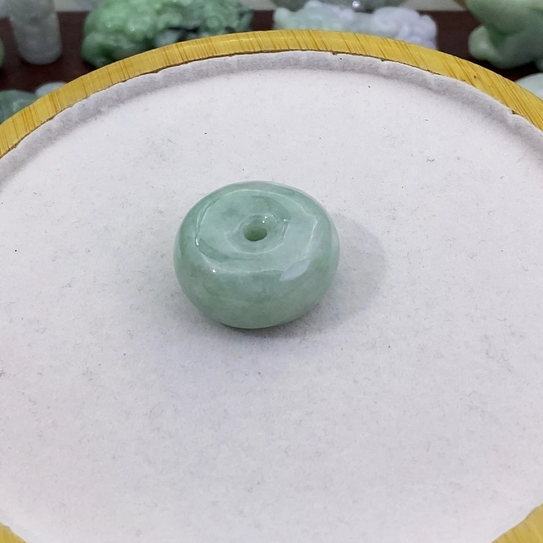 裸石翡翠天然缅甸A货翡翠 面包扣