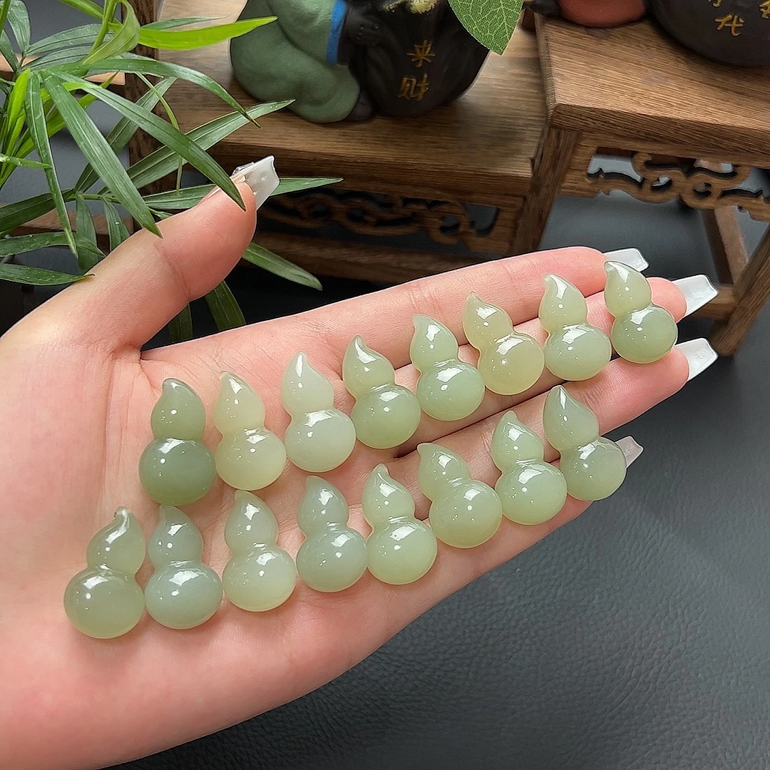 ZR珠宝 和田玉葫芦吊坠 天然珠宝多样性颜色发一