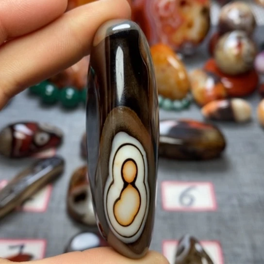 玛瑙/玉髓珠宝奇石未镶嵌