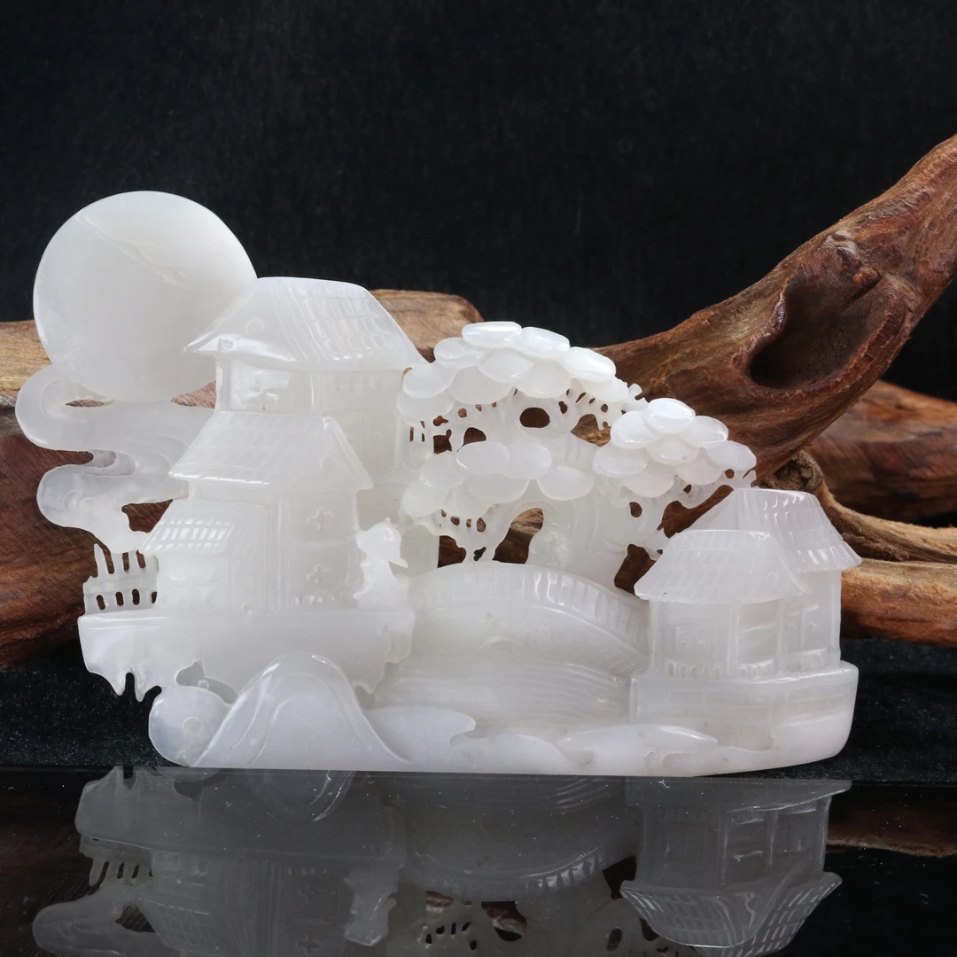 20和田玉山水摆件/101316上海嘉禾拍卖