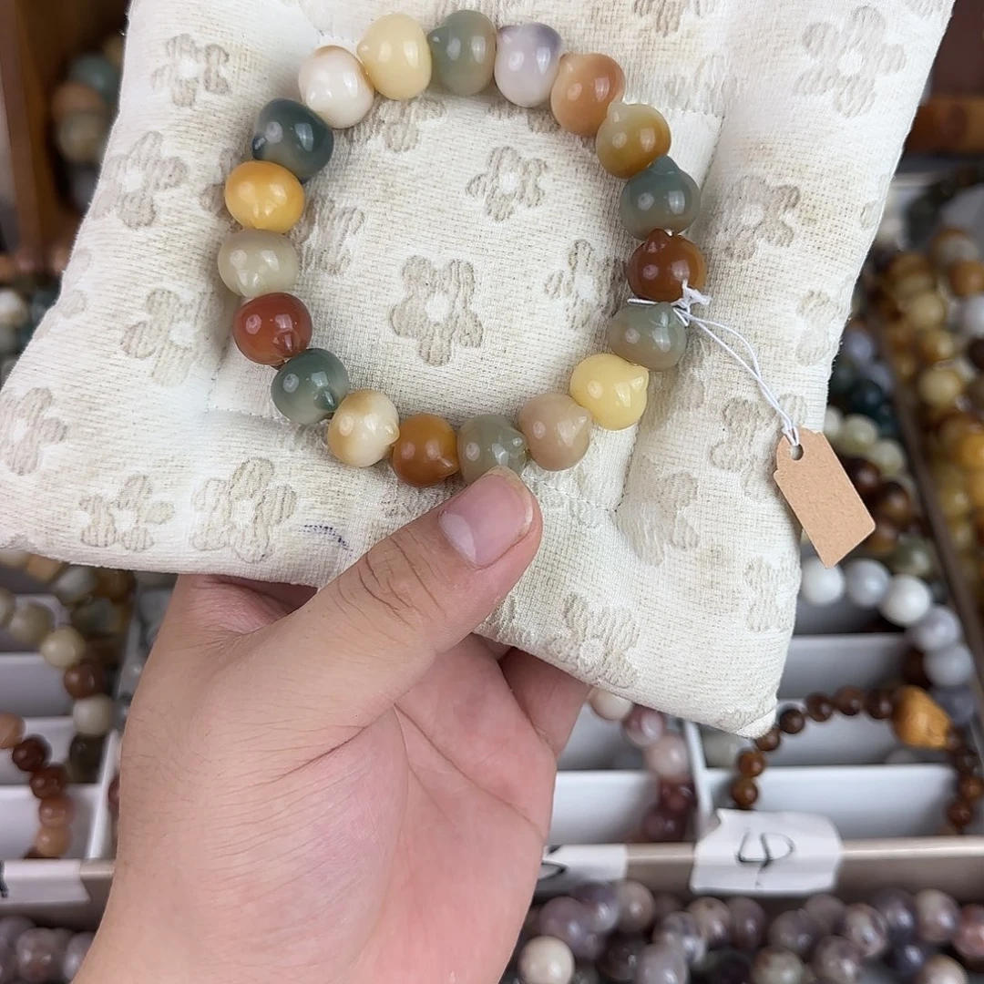 白玉菩提吊坠玉华猫头卡14