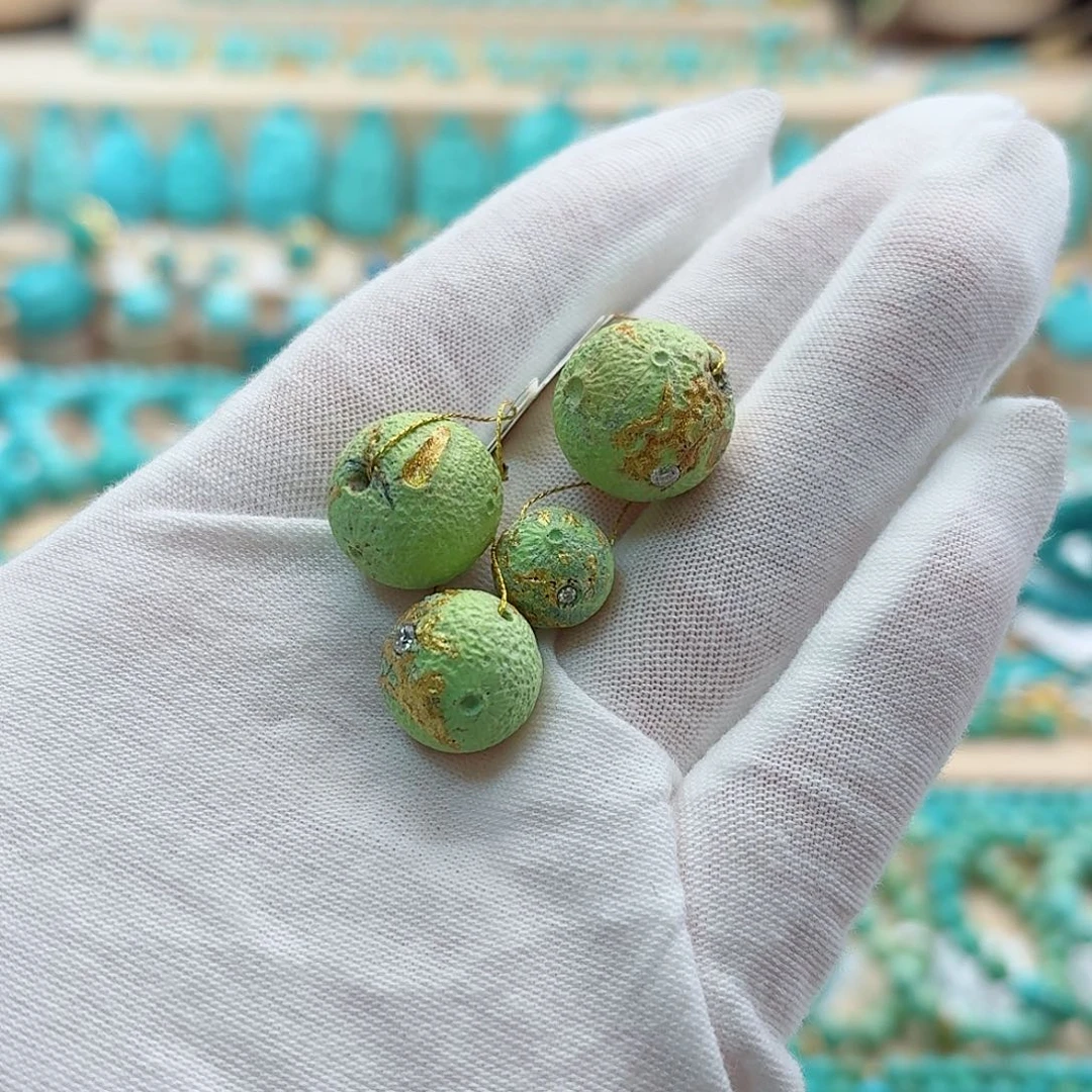 绿松石未镶嵌珠宝奇石