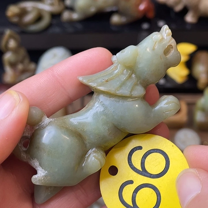 和田玉（糖玉）未镶嵌颈饰