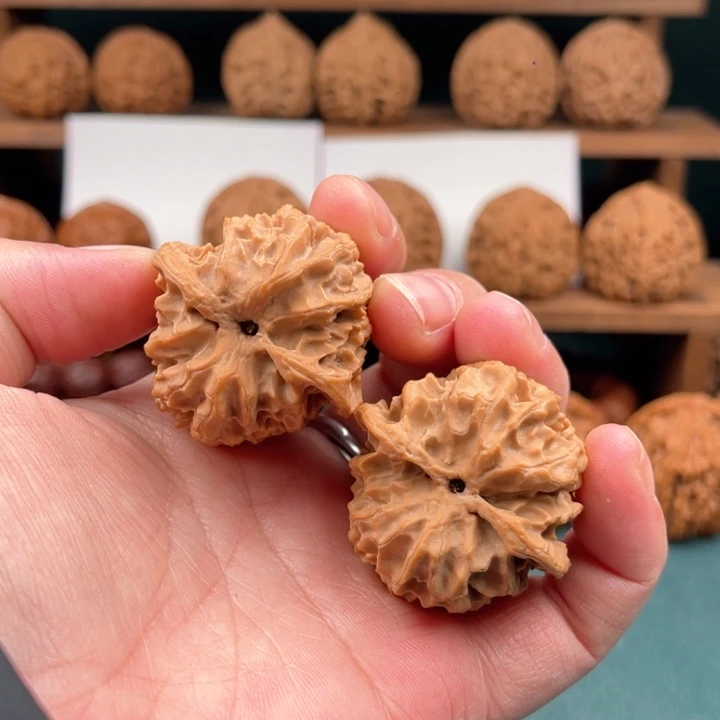 文玩核桃把件猫*国38苹果园