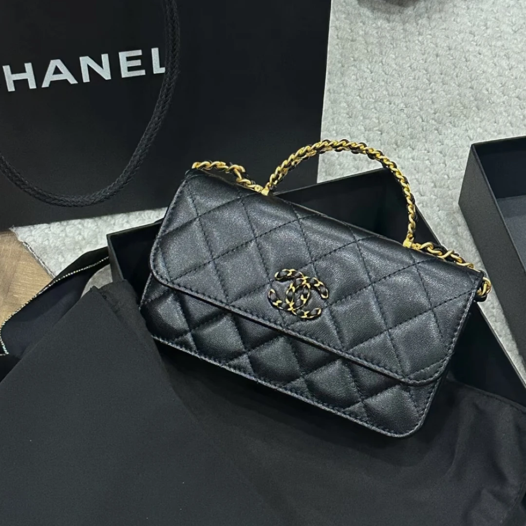 99新 Chanel/香奈儿 19woc mini 单肩斜挎手拎包