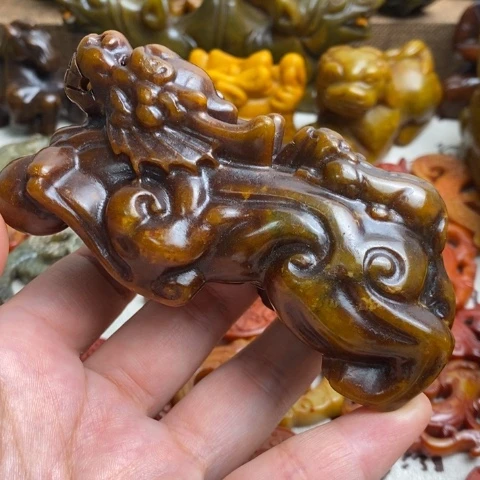 未镶嵌蛇纹石玉颈饰