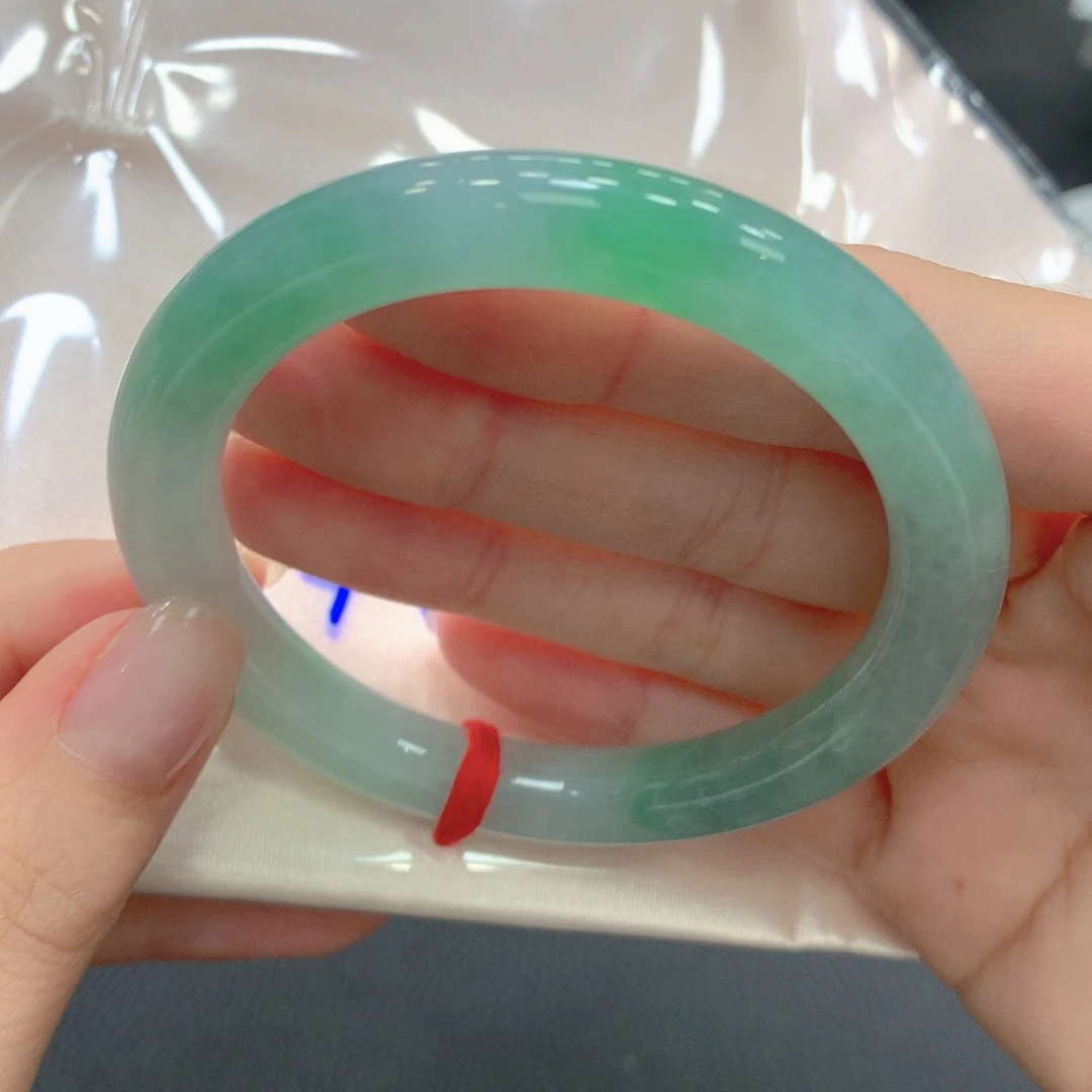 翡翠未镶嵌手镯2号