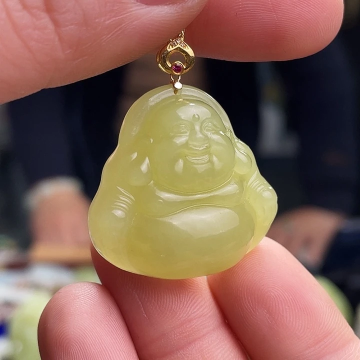 和田玉挂件18K金镶嵌