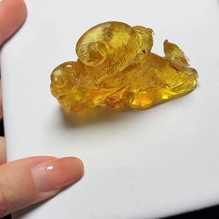 琥珀未镶嵌珠宝奇石吊