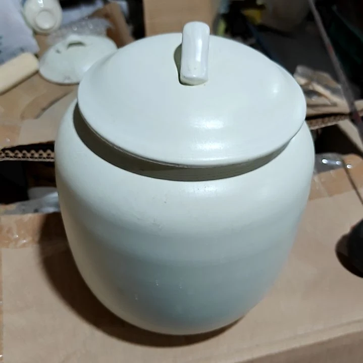 摆件陶瓷盘子碗啥都有