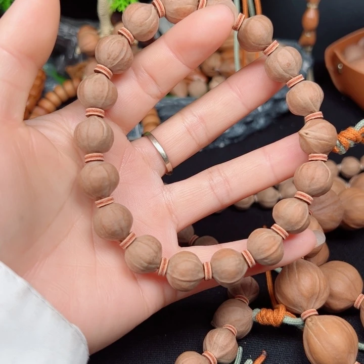 吊坠橄榄核崔*然1.3+