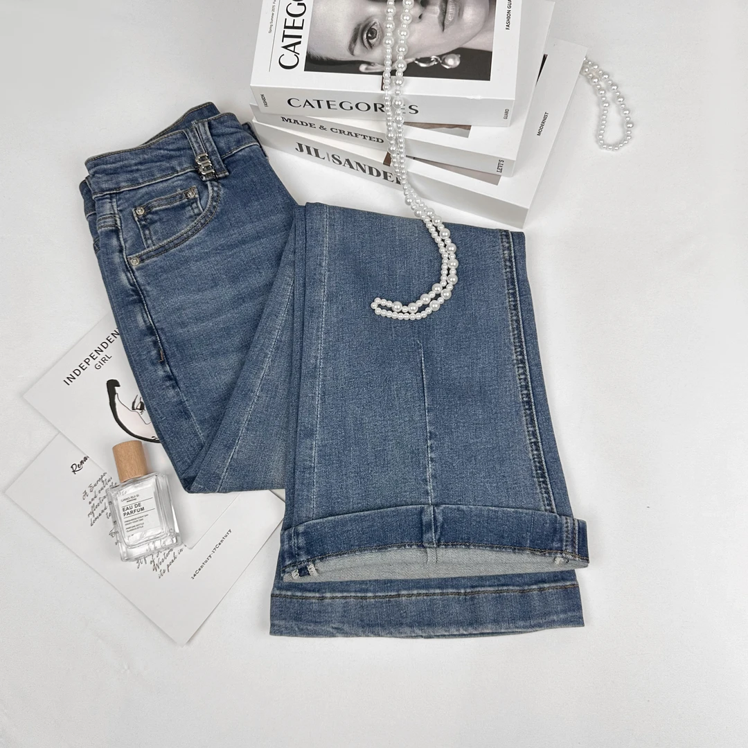 柯比琳2025春季新款高腰显瘦弹力喇叭牛仔裤98976