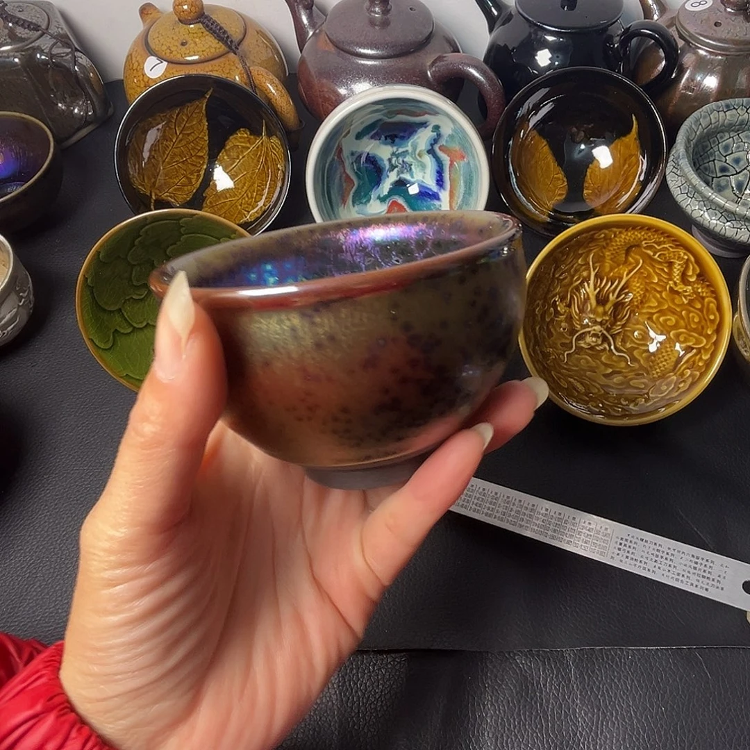 茶盏这两句词就可以说明他