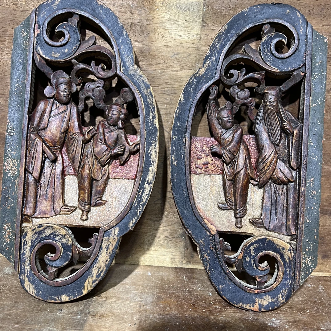镂空人物板一对老木雕戏曲人物