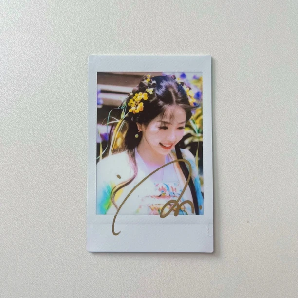 P036【虞书欣】正品拍立得照片 白边