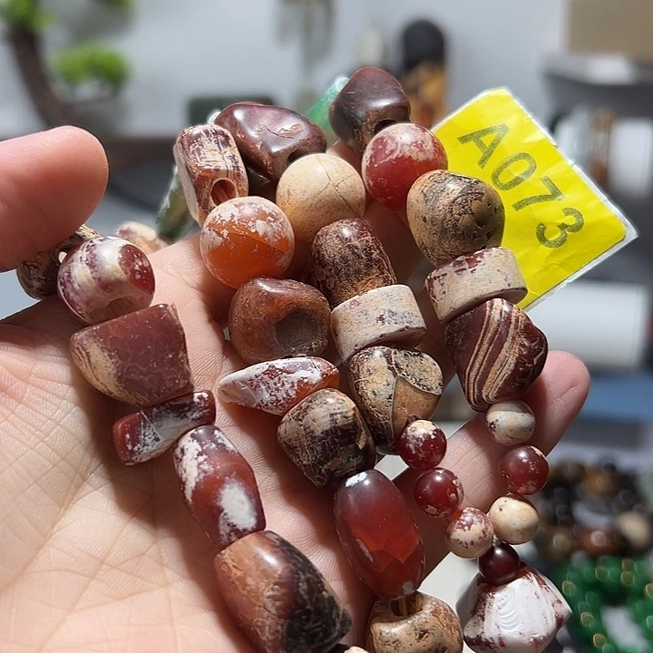 青****玛瑙/玉髓颈饰未镶嵌