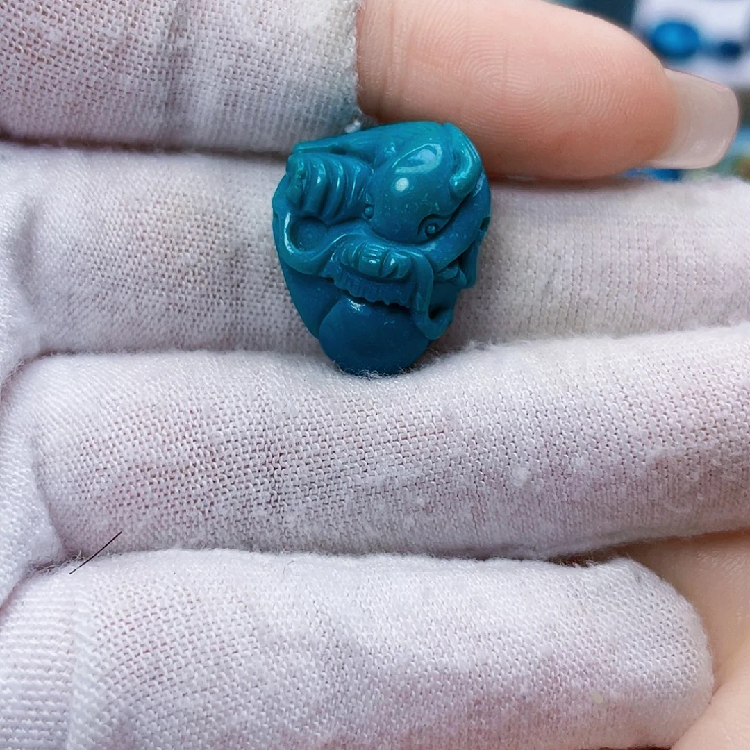 绿松石未镶嵌饰品