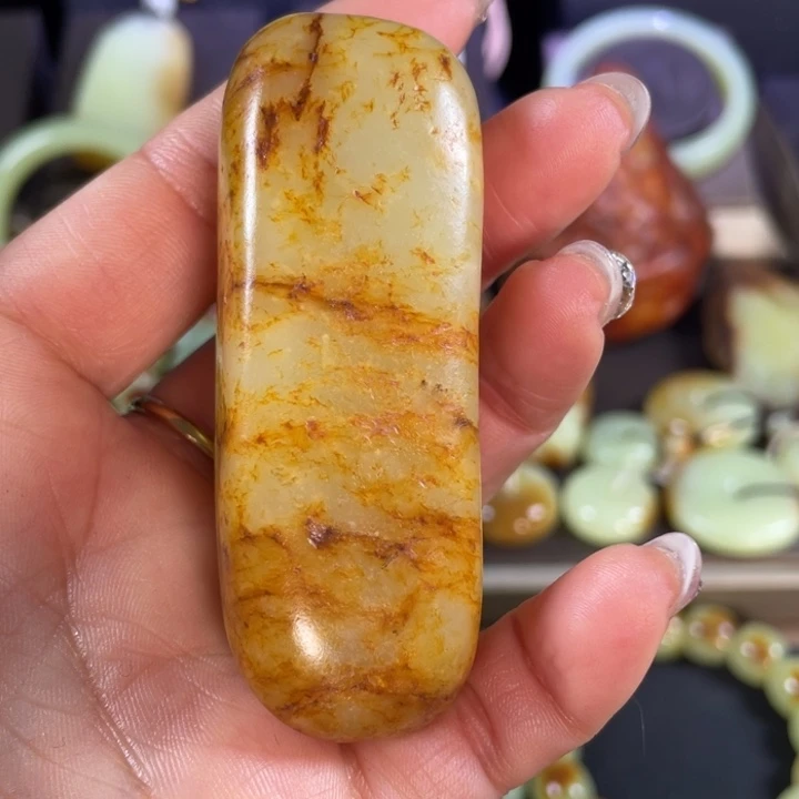 岫岩河磨玉（透闪石质玉）未镶嵌把件