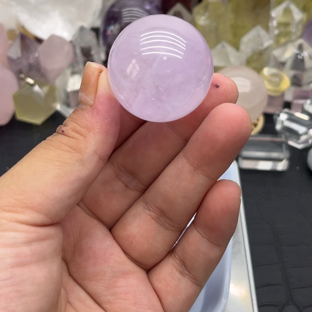 小***酥水晶未镶嵌珠宝半成品50