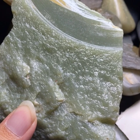 未镶嵌和田玉（糖玉）挂件
