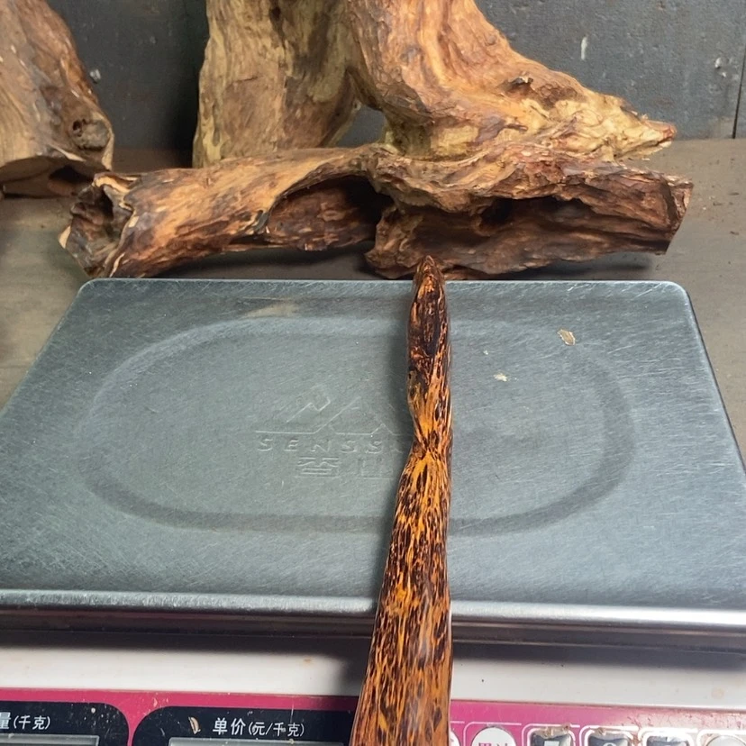 【闪购商品】黄花梨/降香黄檀羽****饰