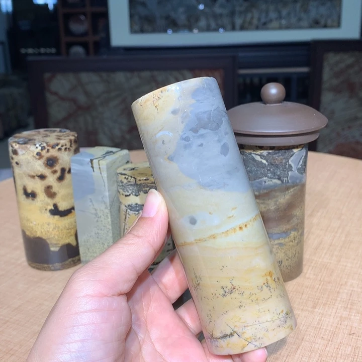 ，广西国画石摆件，收藏观赏