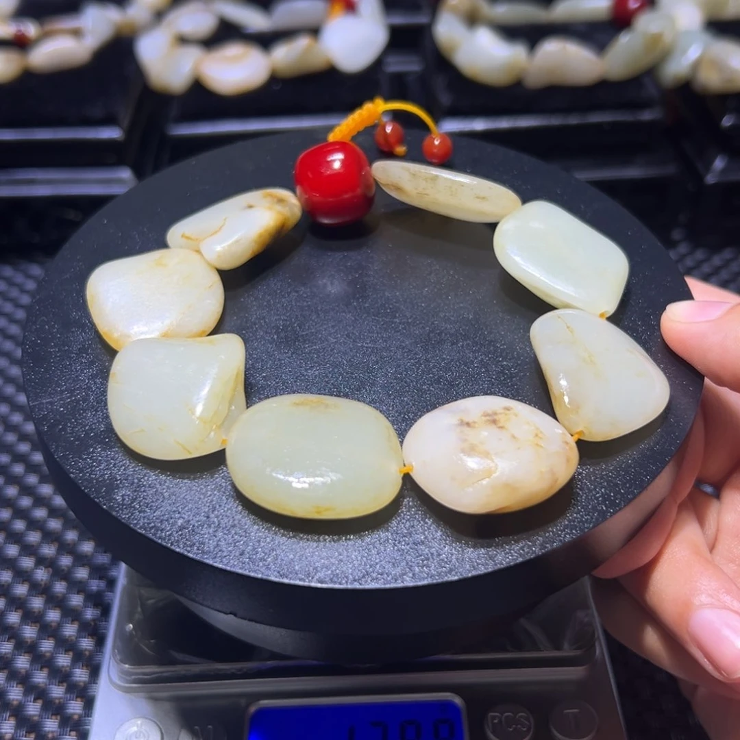 和田玉（子料）未镶嵌吊坠(不含链)77克