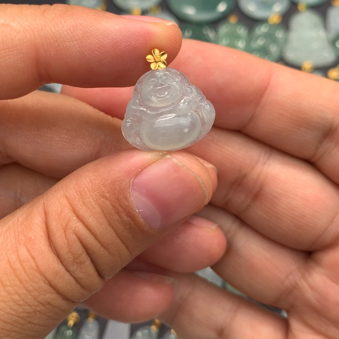 颈饰18K金镶嵌翡翠佛公