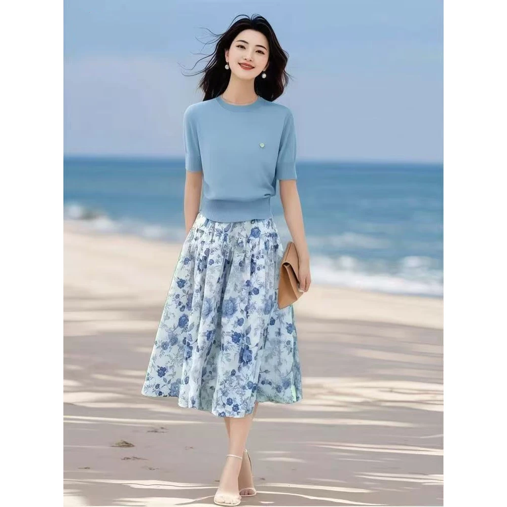 夏季针织垂感高级感碎花高腰a字裙两件套