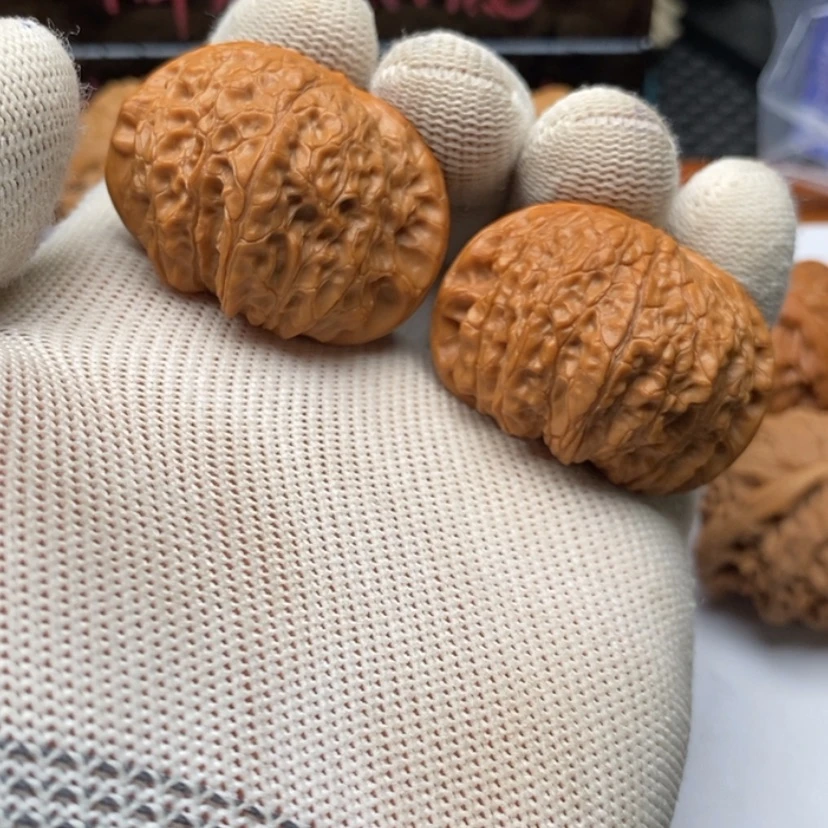 【闪购商品】文玩核桃把件14血麒麟