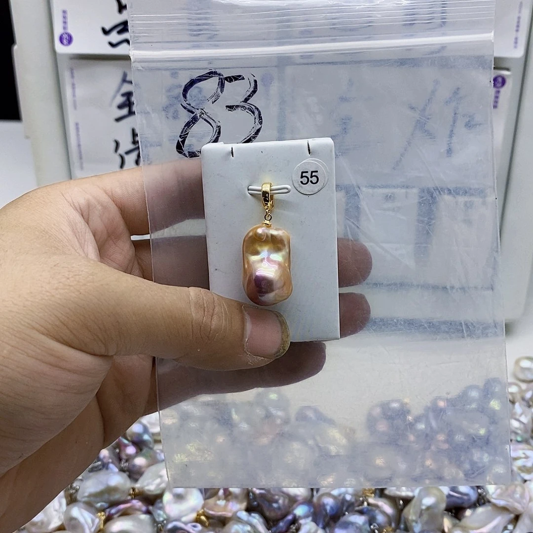 淡水珍珠合金颈饰