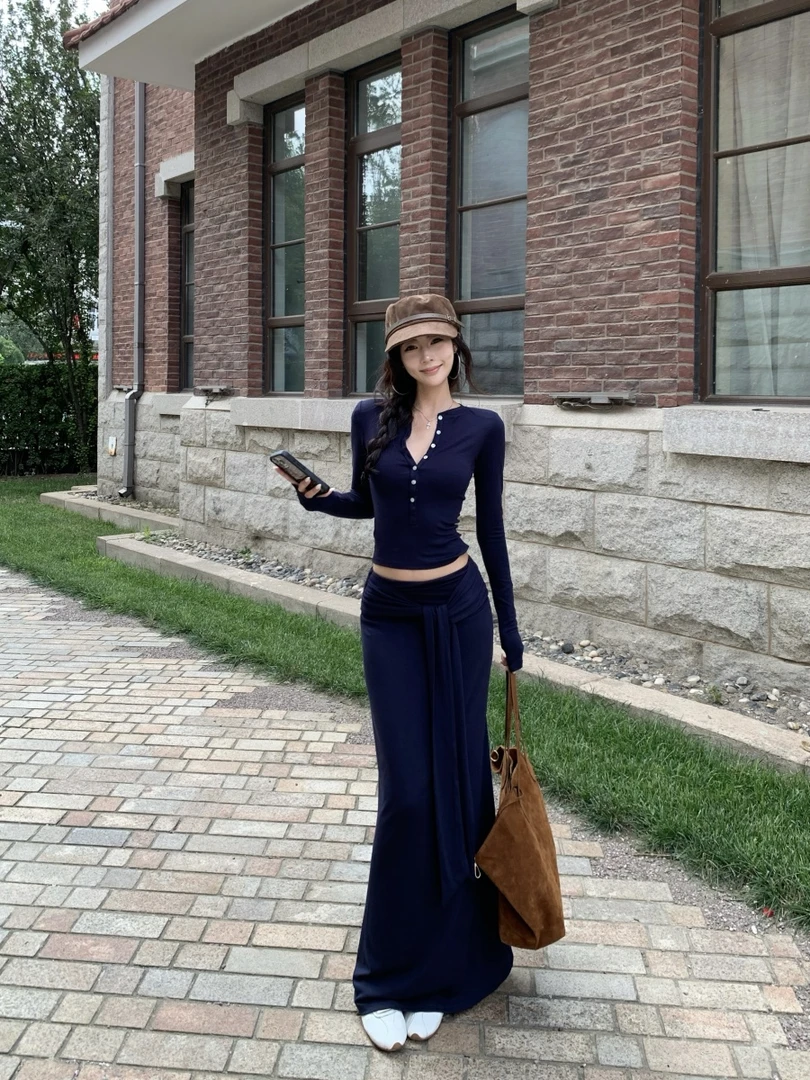 早秋新款套装纯欲风高级感长袖修身半开领上衣绑带包臀包裙两件套