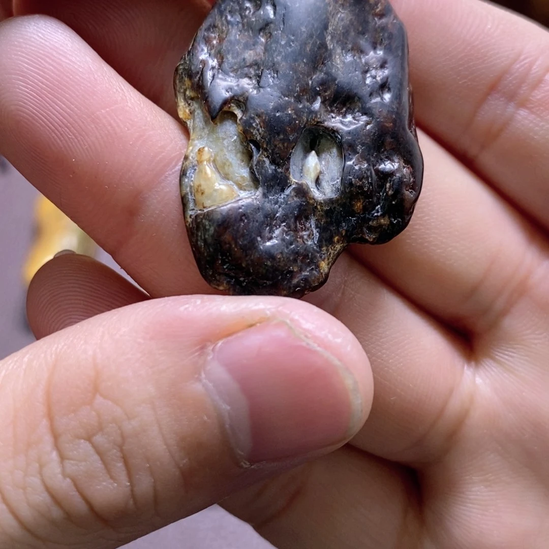 岫岩河磨玉（透闪石质玉）挂件未镶嵌