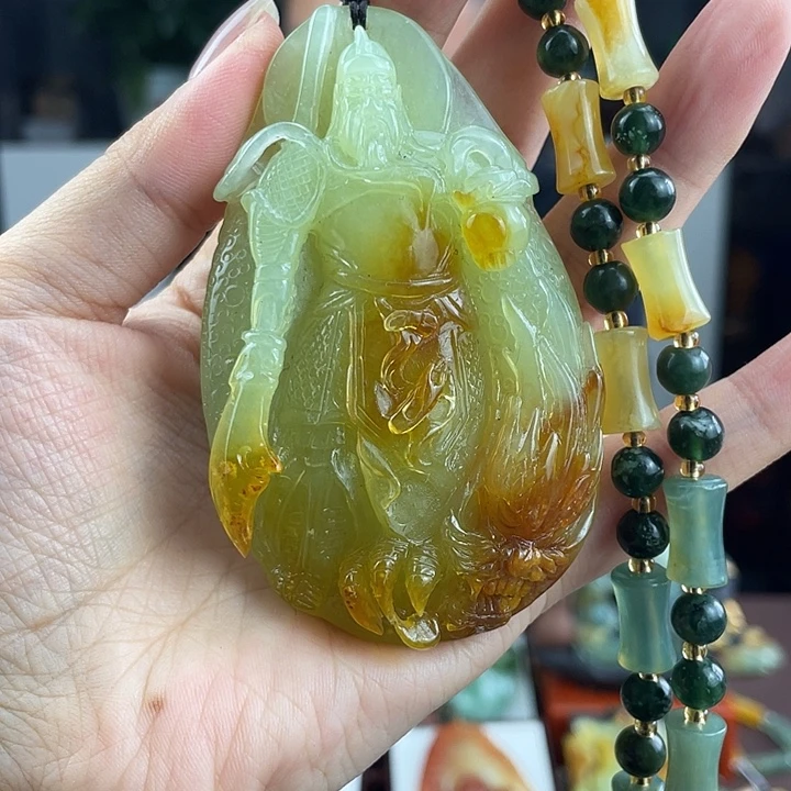 未镶嵌蛇纹石玉颈饰