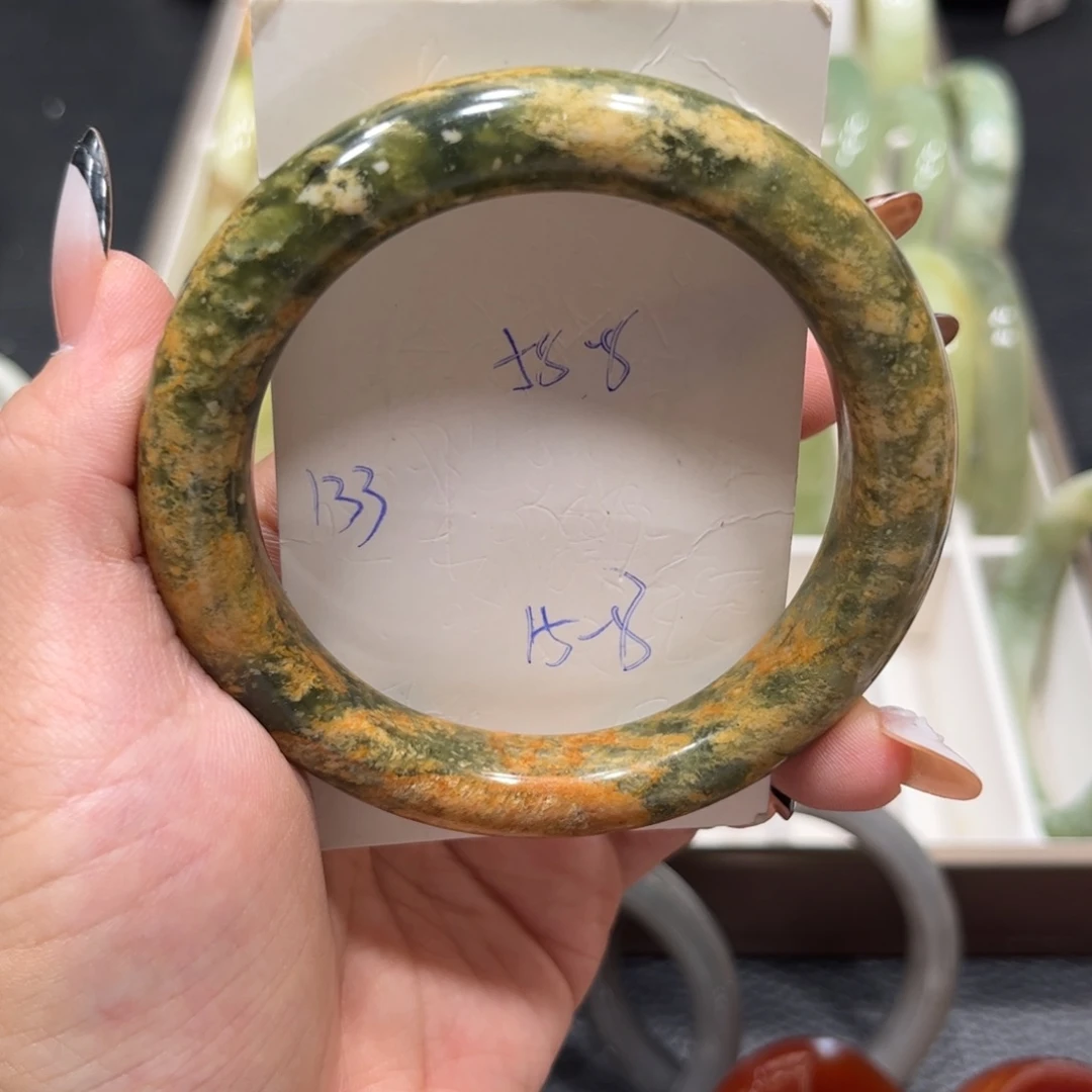 未镶嵌蛇纹石玉手镯