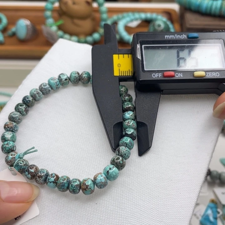 绿松石未镶嵌珠宝