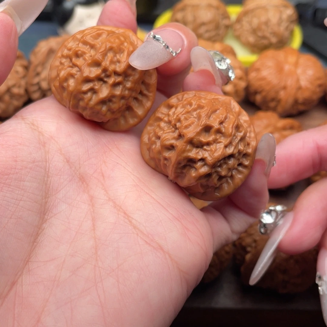 文玩核桃吊坠全品瓷娃娃35