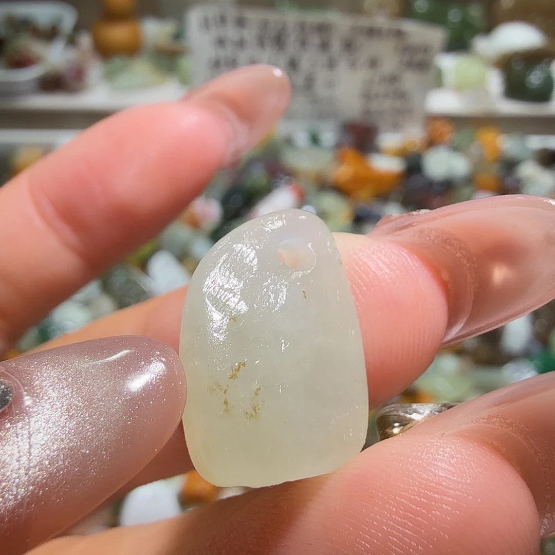 和田玉未镶嵌珠宝奇石
